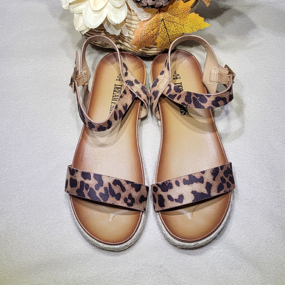 Dream Pairs NWOT Leopard Suede Print Espadrille Platform Sandals Size 7 - Picture 2 of 10